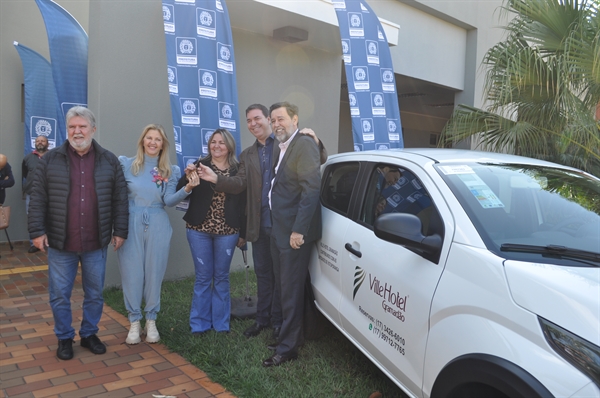 A entrega foi realizada por meio de uma cerimônia informal, com a presença de representantes das entidades (Foto: A Cidade)