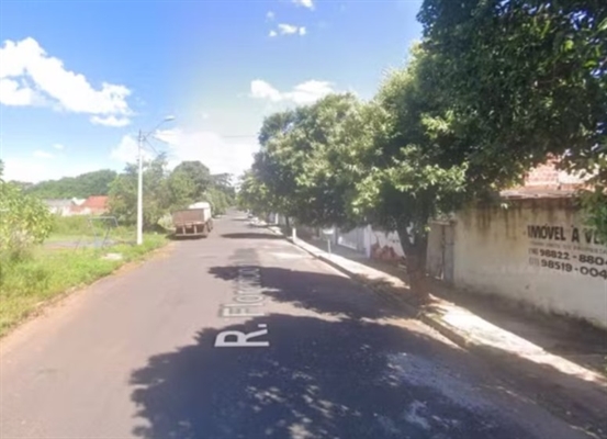 O caso aconteceu na rua Florência de Abreu, no bairro Alvorada em Araçatuba e resultou na morte do cão e prisão dos envolvidos (Foto: Reprodução)