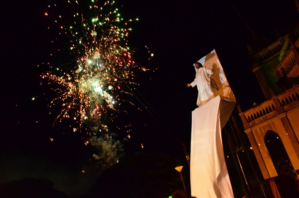 Encenação emociona fiéis na Concha Acústica