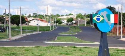 Prefeitura troca iluminação da avenida Antonio Augusto