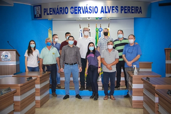 Durante a reunião, foram apresentados os novos conselheiros e realizada a eleição e posse da nova diretoria do CMMA (Foto: Prefeitura de Valentim Gentil)