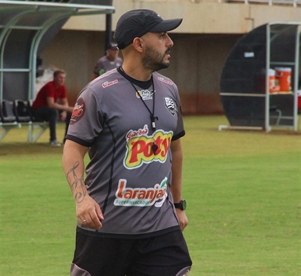 Rafael Guanaes, técnico da Votuporanguense; CAV joga no próximo domingo, fora de casa, contra o Olímpia (Foto:  Rafael Nascimento/CAV)