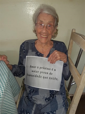 Lar dos Velhinhos de Nhandeara passa por momento precário e idosos demonstram a preocupação com o coronavírus nas redes sociais  (Foto: Redes Sociais)