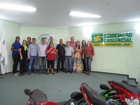 ACV entrega prêmios do Dia das Mães