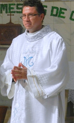 Diácono Aparecido Carlos é ordenado padre