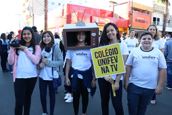 FEV marca presença no aniversário de 82 anos de Votuporanga (Foto: Unifev)