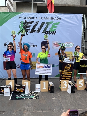 Karina Franzin vence corrida em Santa Clara d'Oeste (Foto: Seesl/Avoa)