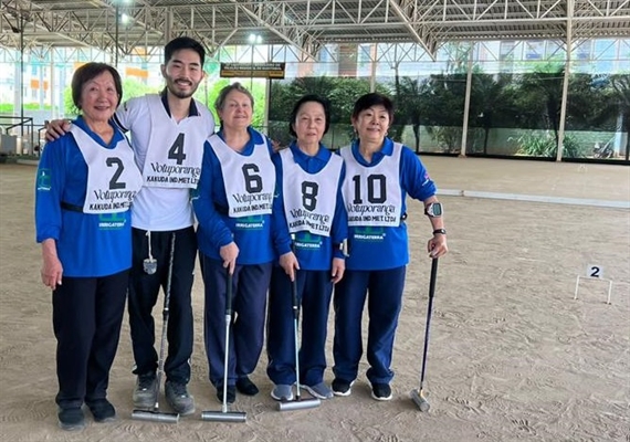 Flora Abe, Robson Watanabe, Maria Francisca Morita, Yoshi Kakuda e Tyeko Watanabe (Foto: Arquivo Pessoal)