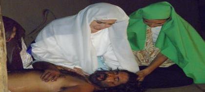 Público se emociona com a "Paixão de Cristo" 