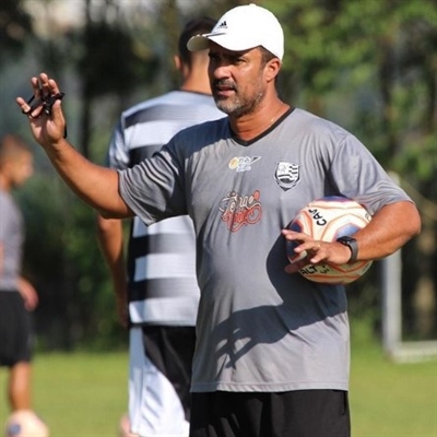 Técnico ex-CAV, Marcelo Henrique, assume o comando do Olímpia, time que disputa a série A3 com a Alvinegra (Foto: Rafael Bento/CAV)