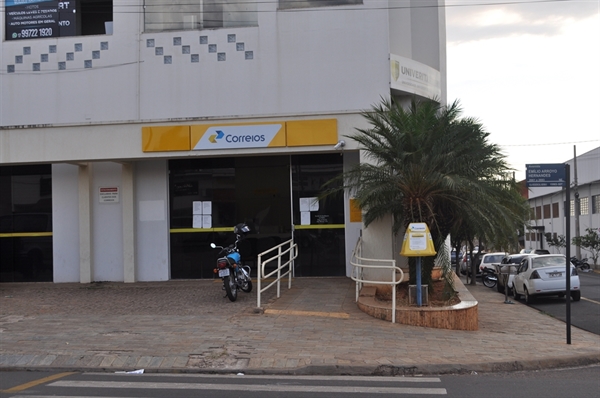 O vereador Sargento Moreno disse ontem que a agência dos Correios do Pozzobon pode ser despejada por falta de pagamento (Foto: A Cidade)