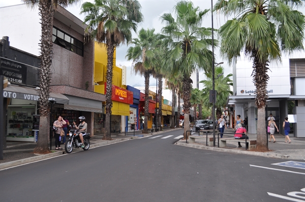 As lojas do comércio de Votuporanga estarão fechadas neste feriado (Foto: Érika Chausson/A Cidade)