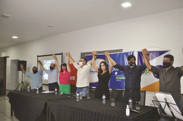 O prefeito João Dado mostrou que agora tem palanque para se defender nas eleições deste ano (Foto: A Cidade)