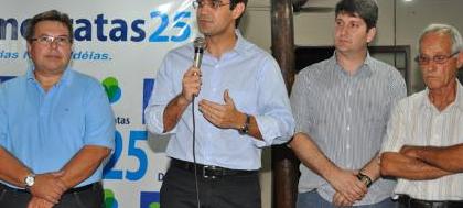 Rodrigo Garcia fortalece diretório do DEM