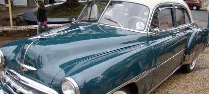 Encontro de Carros Antigos será domingo na praça