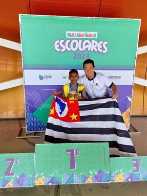 Professor Marcinho Fukuiama com o atleta Yago Rodrigues (Foto: Arquivo Pessoal)