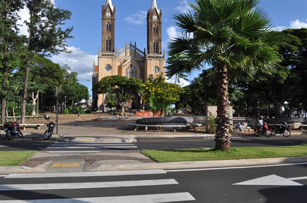 Revitalização no Centro permitirá mais estacionamento