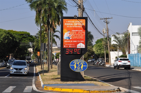 Na sexta-feira (18) e no sábado (19), os termômetros se aproximarão dos 40°C, sem chance de precipitação (A Cidade)