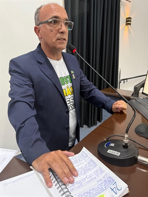 O vereador Sargento Marcos Moreno precisou ser internado depois de sentir dores no peito após uma discussão na Câmara (Foto: Assessoria)