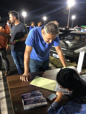 Pilotos interessados em participar do evento podem procurar os pontos de venda em Votuporanga, Jales e São José do Rio Preto para se inscrever (Foto: Reprodução/Facebook)