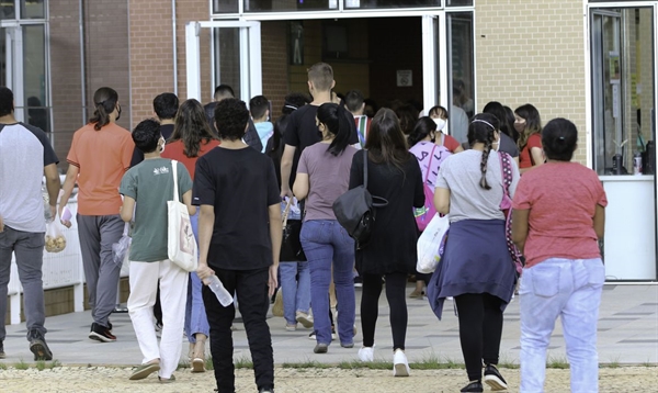 As pessoas que tiveram os pedidos negados podem entrar com recurso (Foto: Fabio Rodrigues-Pozzebom/Agência Brasil)