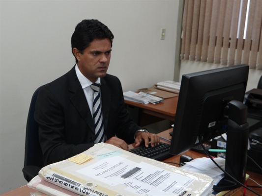 Juiz Reinaldo Moura de Souza, diretor do Fórum da Comarca de Votuporanga, conversou com A Cidade (Foto: Daniel Castro/A Cidade)