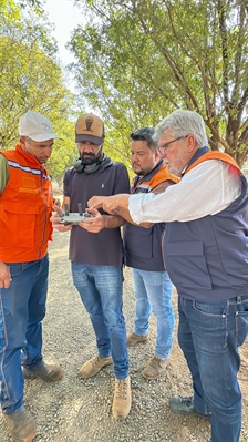 O prefeito Jorge Seba acompanhou o trabalho da força-tarefa no combate a queimadas ontem na cidade  (Foto: Prefeitura de Votuporanga)