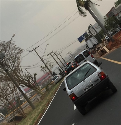 Moradores registraram o momento em que chegou na cidade após dias de intenso calor (Foto: Reprodução)