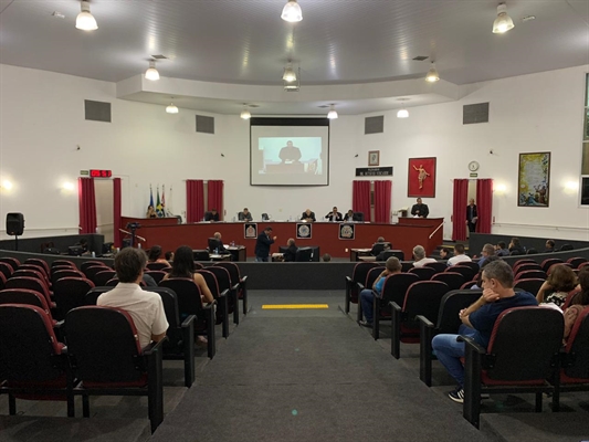 O projeto do reajuste do IPTU foi votado e aprovado na noite desta segunda-feira na Câmara (Foto: João Vitor Ferrarez)