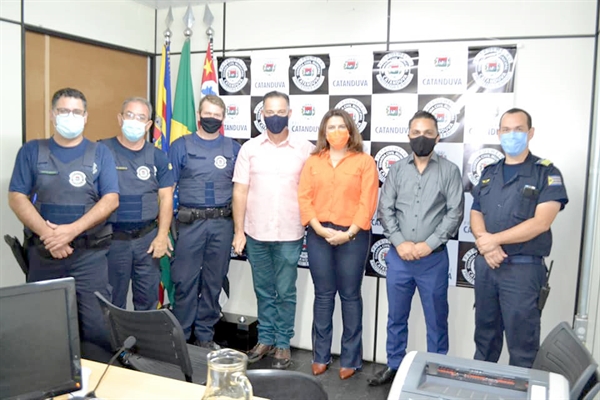 A discussão sobre a implantação de uma Guarda Municipal em Votuporanga voltou a ser tema de debate na Câmara, dessa vez pelas mãos de Chandelly Protetor, que visitou a Guarda Civil de Catanduva  (Foto: Redes sociais )