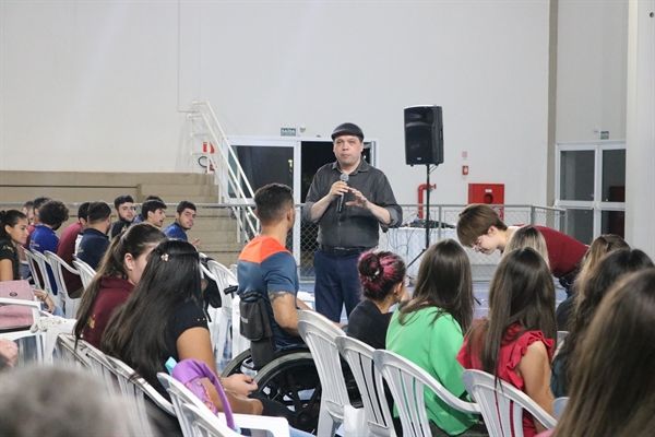 Evento reuniu mais de 350 alunos da Instituição no último dia 4 e deu início a mais um semestre letivo (Foto: Unifev)