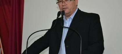 Osvaldo sugere cartão  para melhorar atendimento