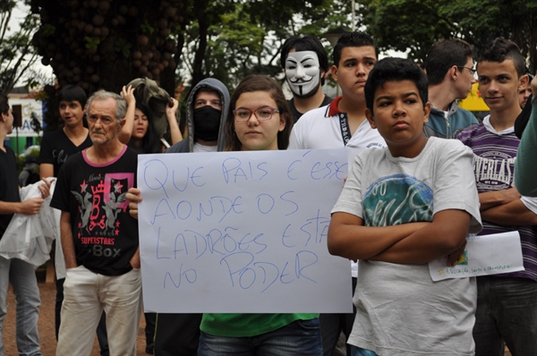 Manifestantes devem se encontrar com prefeito