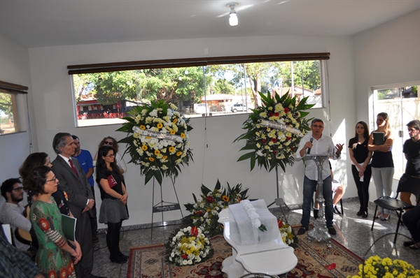 Fabiano, filho de Dimas Casemiro, fez um discurso emocionado na tarde desta quinta-feira (30) (Foto: Daniel Castro/A Cidade)