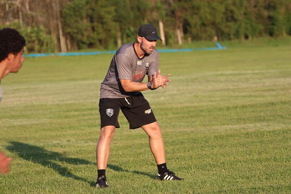 Jean Cova, preparador físico do Clube Atlético Votuporanguense, que se prepara para a reestreia quarta (Foto: Rafael Bento/CAV)