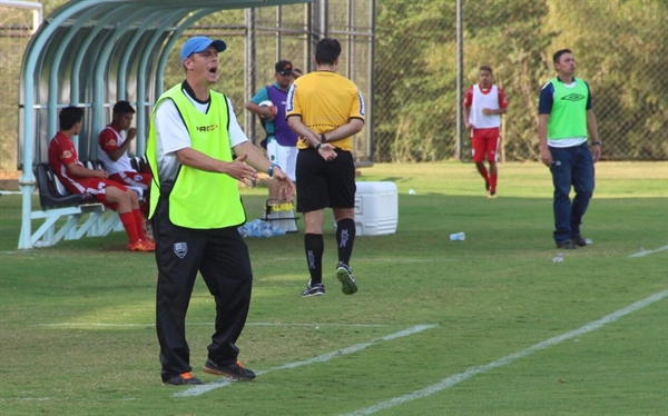 O técnico Henrique Ortiz comandará a equipe sub-20 do CAV na Copa São Paulo de 2018 (Foto: Rafael Nascimento/CAV)