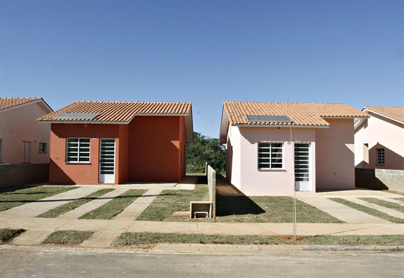 A Companhia de Desenvolvimento Habitacional e Urbano realizou neste sábado o sorteio de casas (Foto: Governo do Estado)