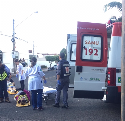 A Polícia Militar compareceu no local para registro da ocorrência e para controlar o trânsito, que ficou parcialmente interditado (Foto: A Cidade)