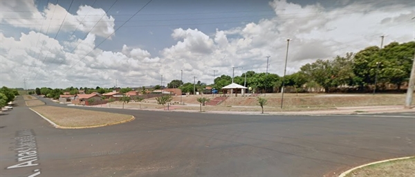 Os procedimentos fúnebres seguiram os protocolos da OMS (Foto: Reprodução/Google Street Views)