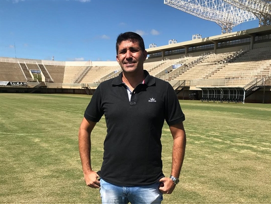 Eduardo Souza, técnico do Clube Atlético Votuporanguense, que joga na manhã de hoje, às 10h30, contra o Barretos (Foto: Rafael Nascimento/CAV)