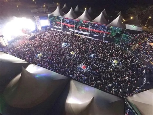 : O evento contará com apresentações de renomadas duplas sertanejas e cantores, além da etapa do Rodeio em Touros da Ekip Rozeta (Foto: Divulgação)