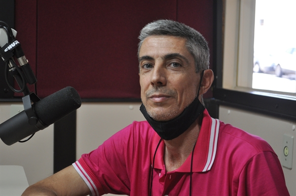 O empresário José Stella Júnior esteve na Cidade FM na sexta-feira (20) para falar da inauguração da Oggi Sorvetes em Votuporanga  (Foto: A Cidade)