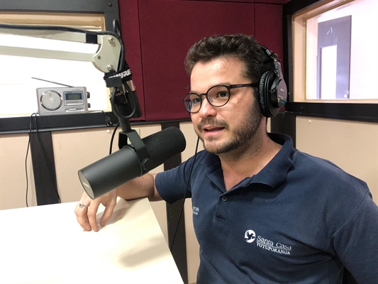 Thiago Moreno, professor-mestre da Faculdade Futura, foi entrevistado na Cidade FM (Foto: A Cidade)