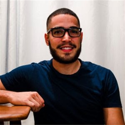 Luís é formou-se em publicidade e propaganda em 2015 pela instituição (Foto: Divulgação/Unifev)