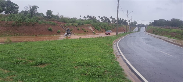 Depois de quase seis meses de seca, Votuporanga registra 84 mm de chuva (Foto: Foto: Arquivo pessoal)