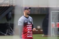 Rogério Corrêa, técnico da Votuporanguense; time volta a jogar amanhã (Foto: Rafa Bento/CAV)