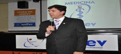 Agora é oficial: MEC autoriza início de medicina