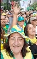 A vereadora Débora Romani participou da manifestação em prol da anistia, na Avenida Paulista (Foto: Redes sociais)