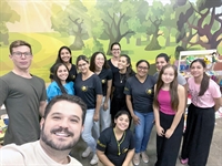 studantes do curso de Pedagogia apresentaram o trabalho “Criando brinquedos para crianças com o desenvolvimento atípico” (Foto: Futura)