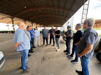 O superintendente da Saev, Luciano Passoni acompanhou vereadores em uma visita ao Ecotudo Sul e irá reabri-lo (Foto: Saev)